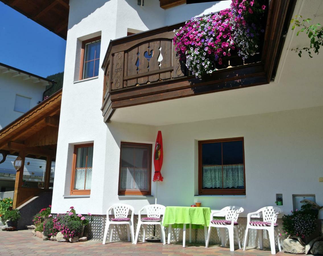 Appartamento Haus Haas Lermoos Esterno foto